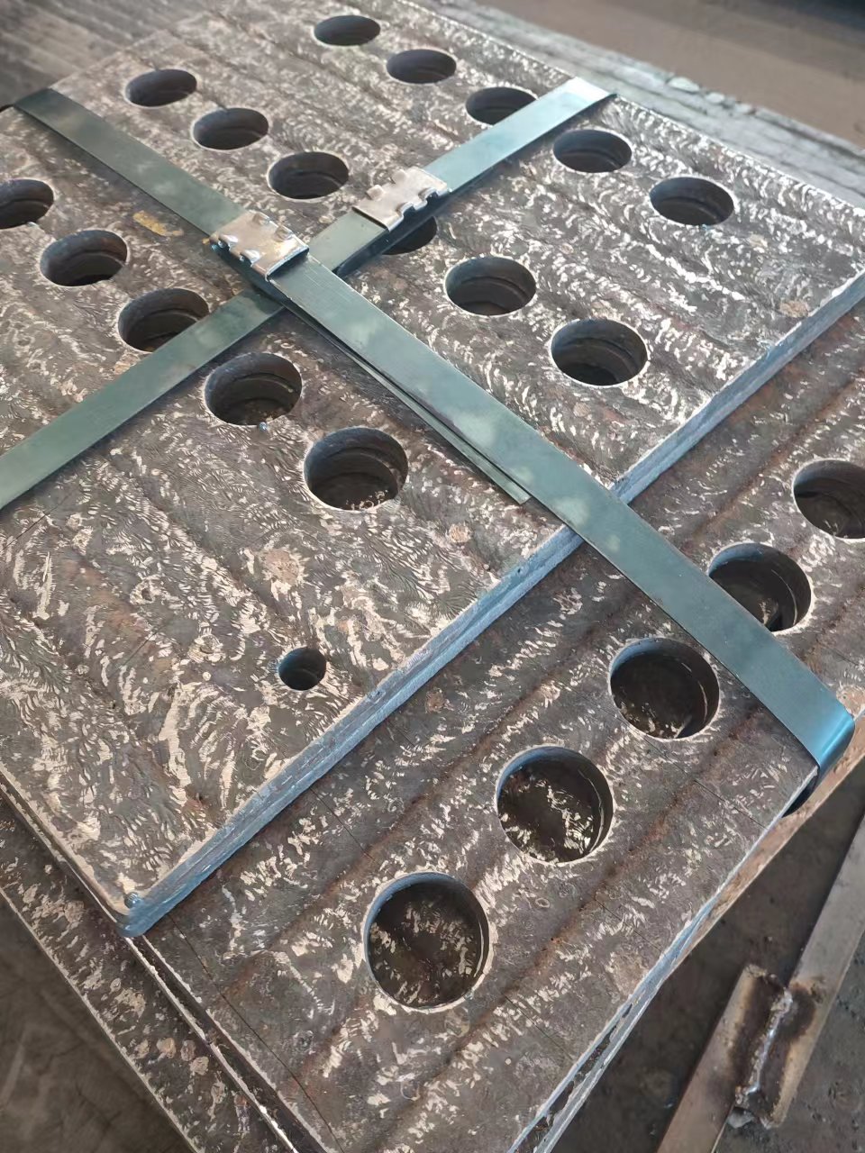 重庆等离子切割件耐磨板