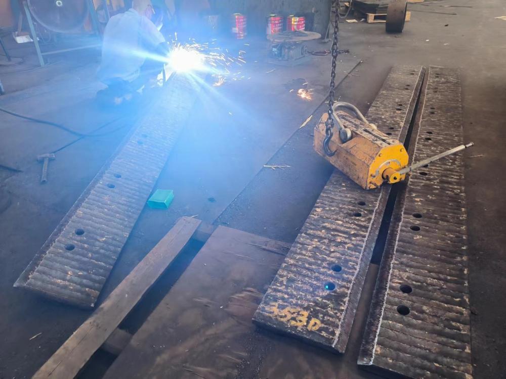 重庆高硬度耐磨衬板