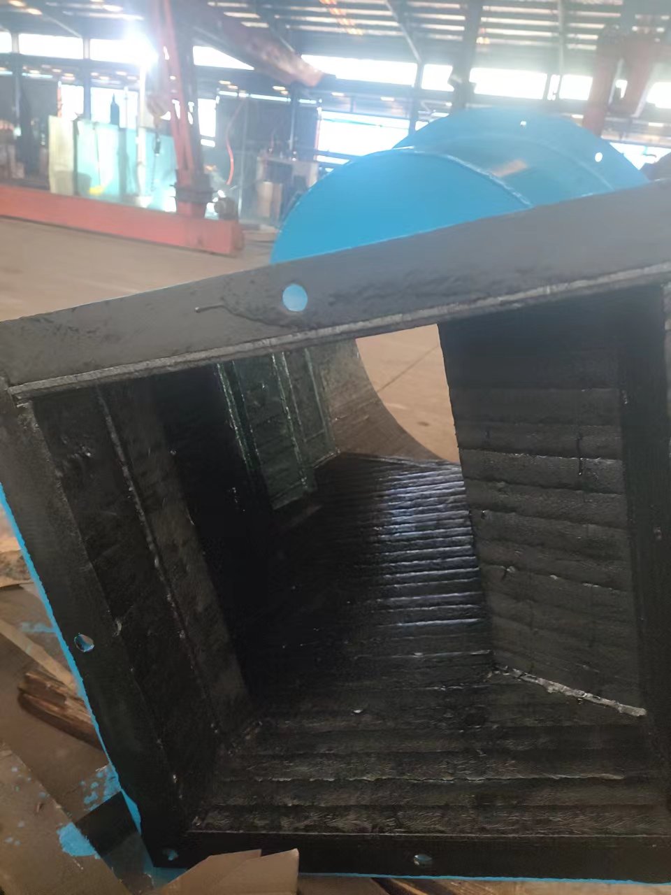 辽宁耐磨方变圆堆焊耐磨板