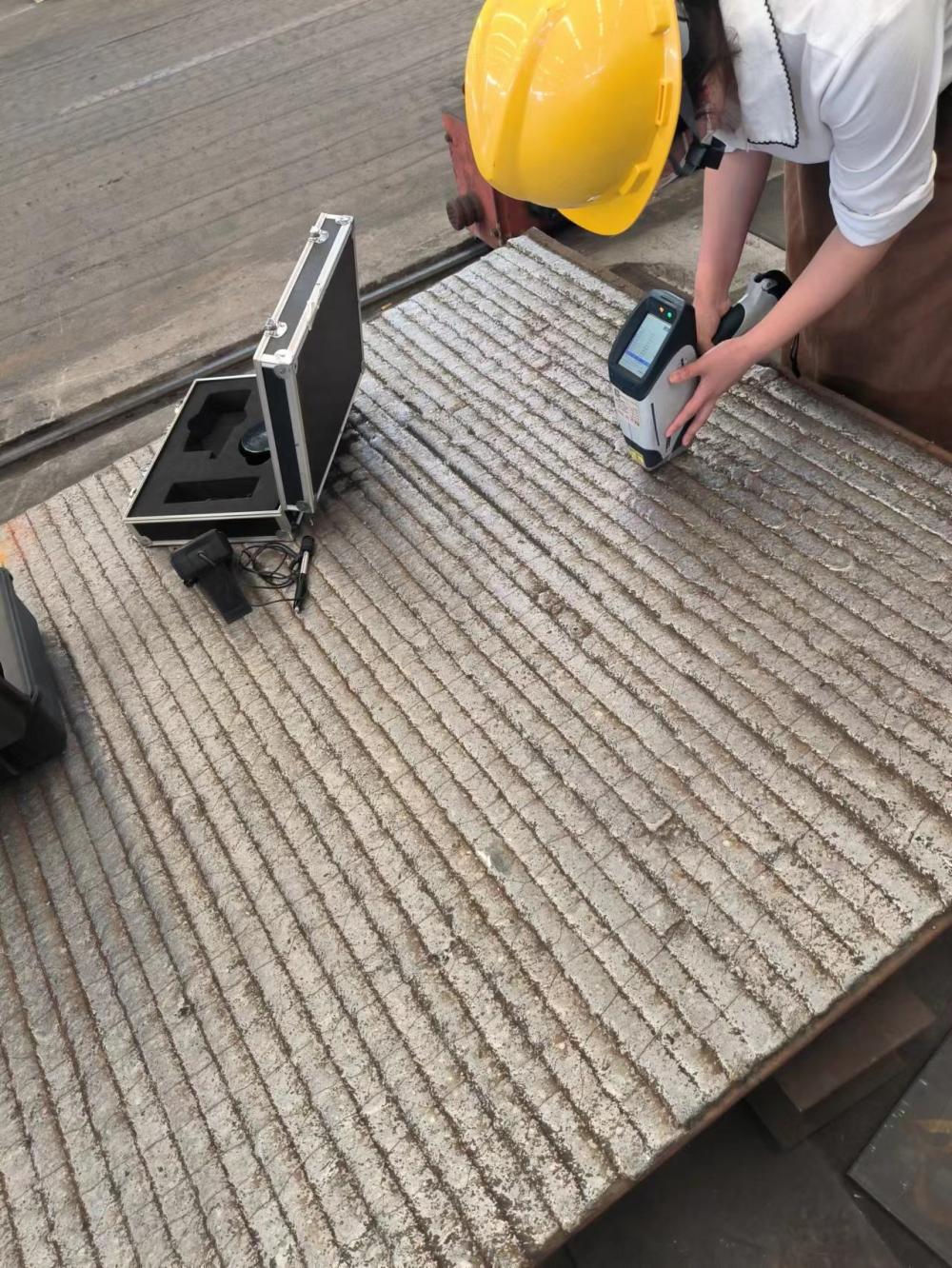 辽宁高铬耐磨板8+6 10+4 12+8